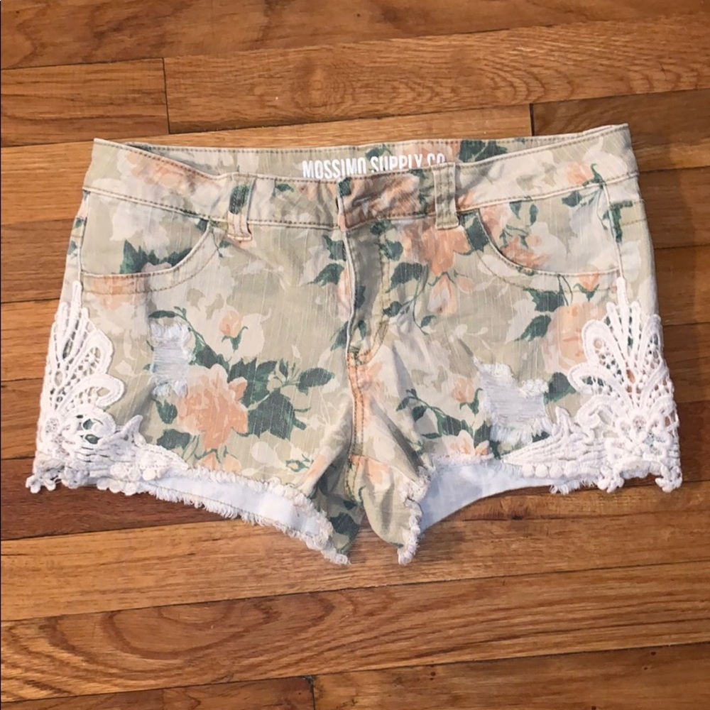 Mossimo Shorts Floral Size 11
